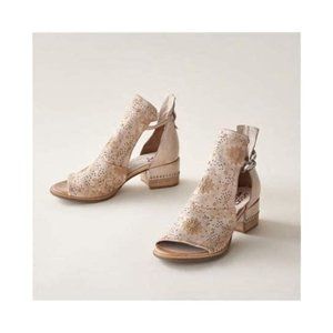 A.S.98 Sundance Beige Markie Floral Studded Sandals 39